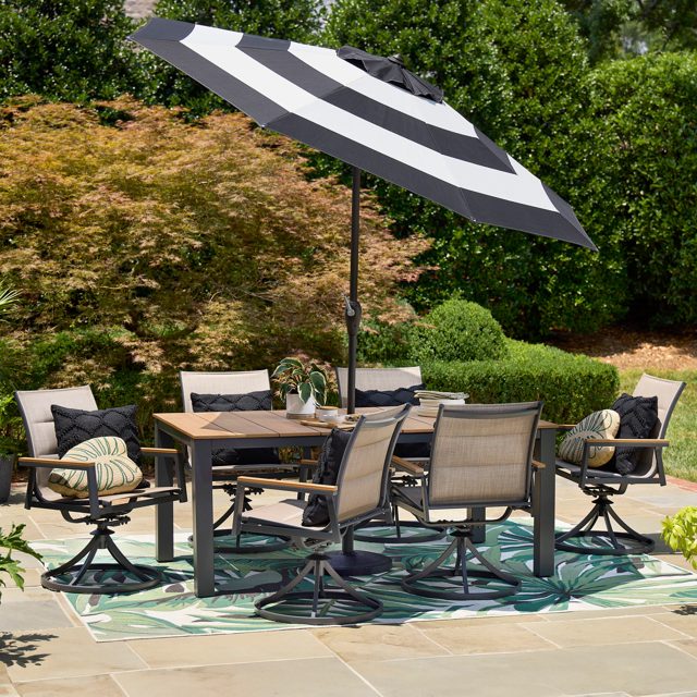 Char-Broil 4-Burner Gas Grill